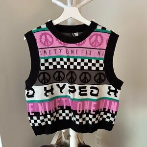 H&M Hyped Multicolor Racing Sweater Vest